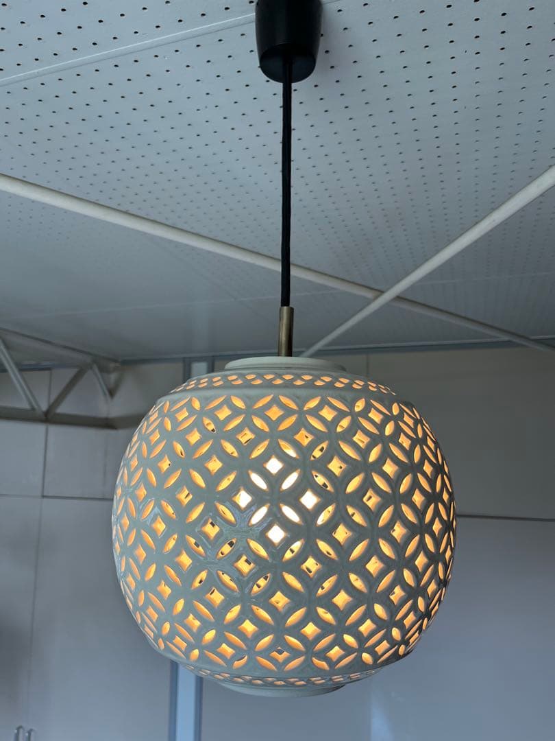 ジャパニーズモダン　陶器製　ペンダントランプ　照明　オーデリック　ヴィンテージ