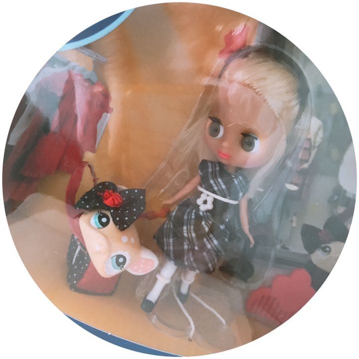 プチブライス　日本未発売　リトルペットショップ　新品未開封　ブライス