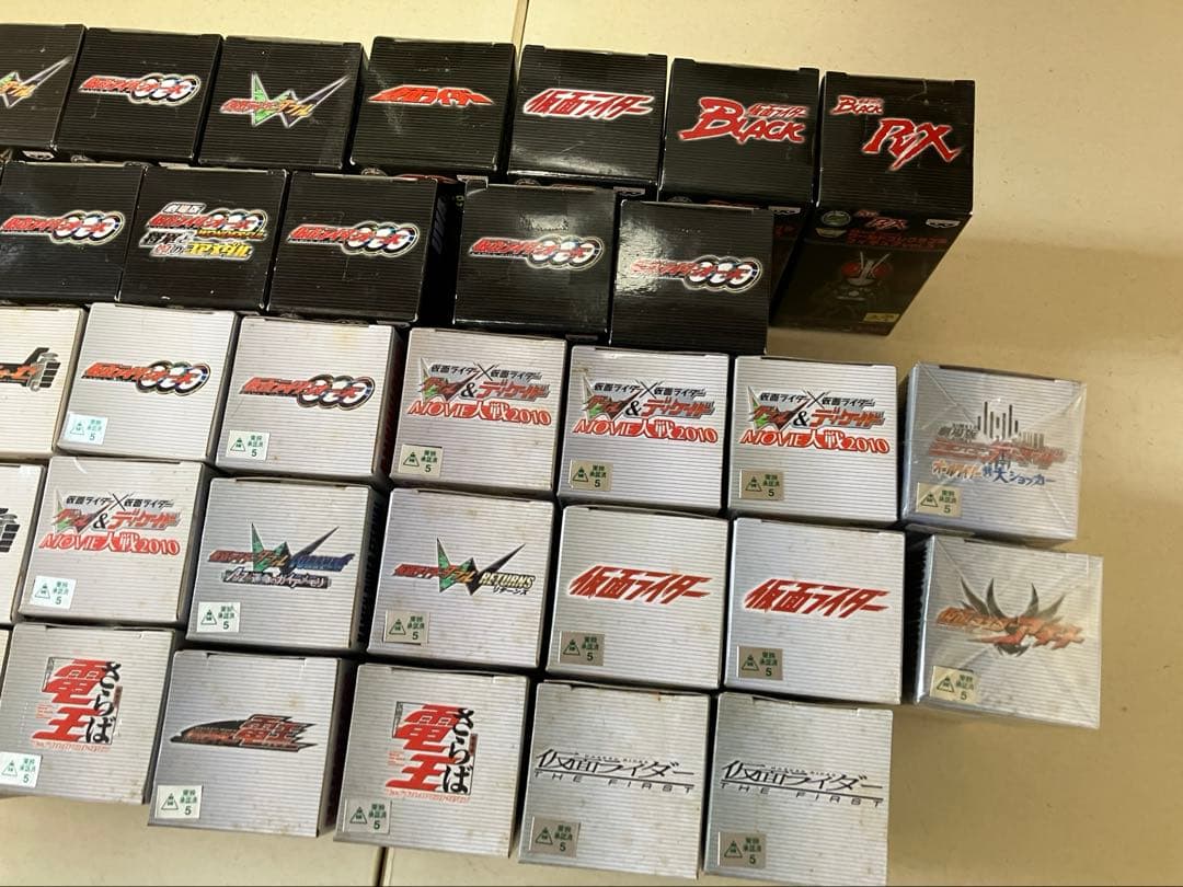 仮面ライダーワールドコレクタブルフィギュア42個 まとめ売り！ 1体約300円