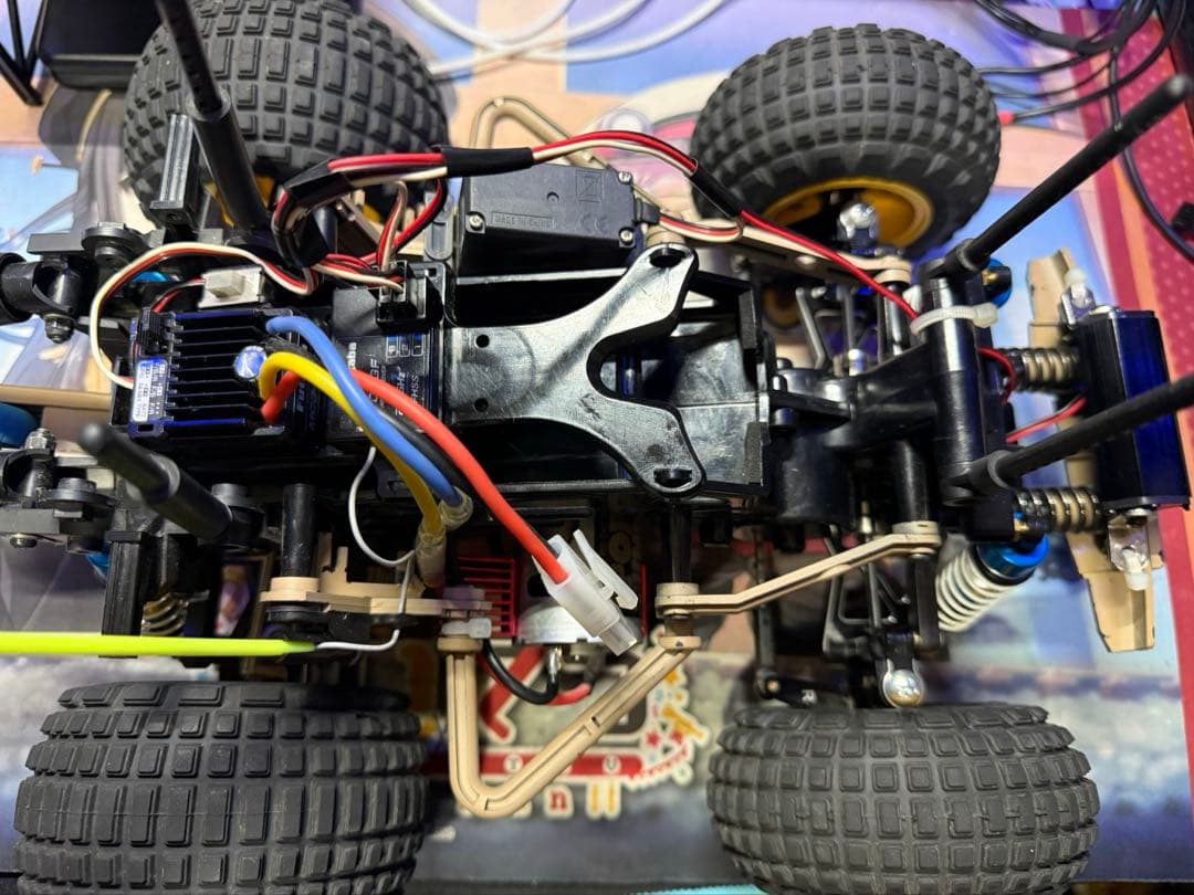 タミヤ 1/10 電動RCコミカル アバンテ (GF-01CBシャーシ)メカ付き