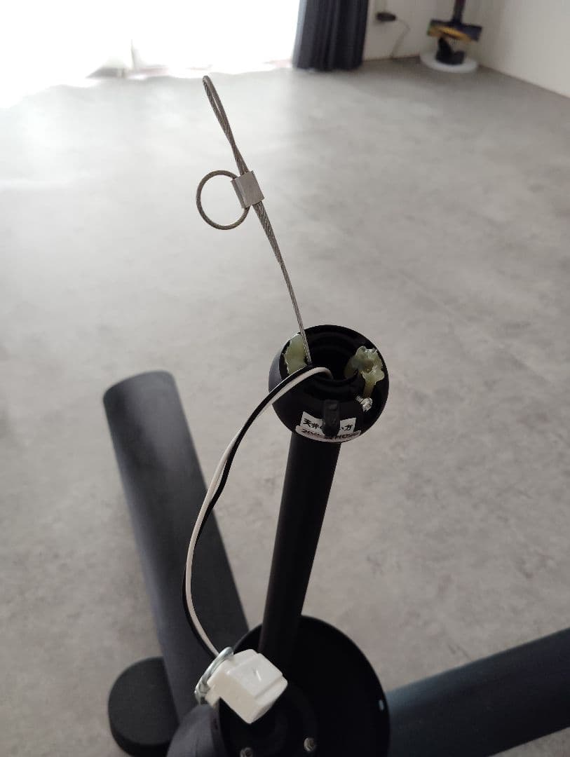 モダン ブラック シーリングファン 5枚羽根 4灯