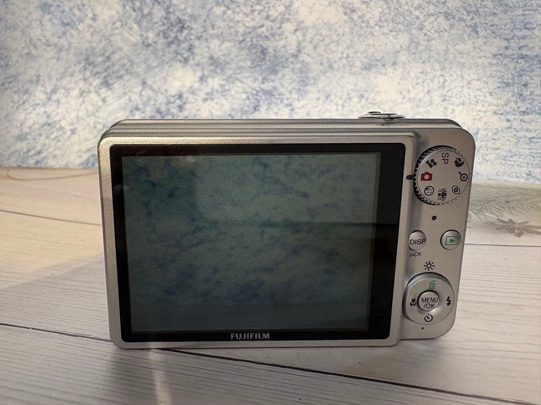 FUJIFILM FINEPIX J150W コンパクトデジタルカメラ(レ43)