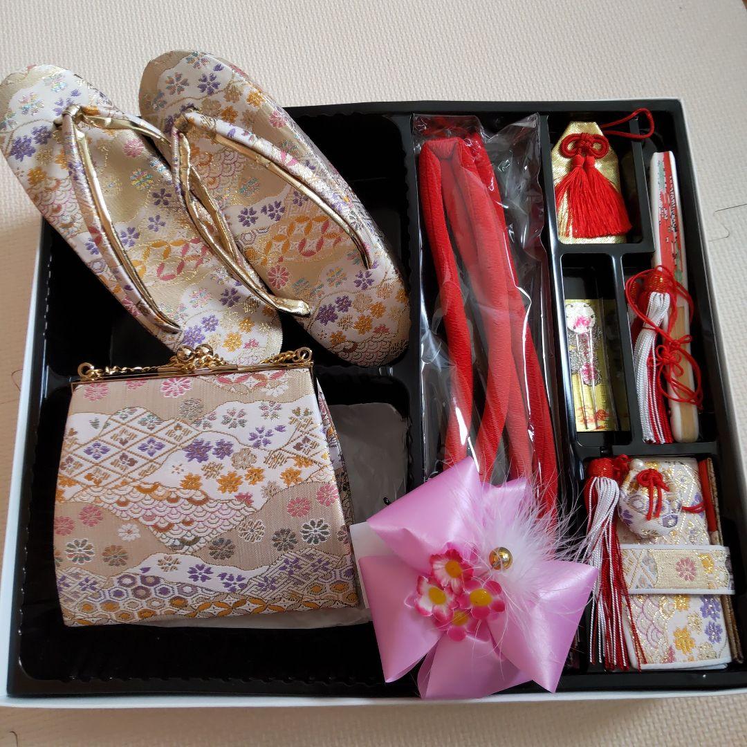 七五三　7歳女の子　黄•赤色着物　作り帯　その他フルセット