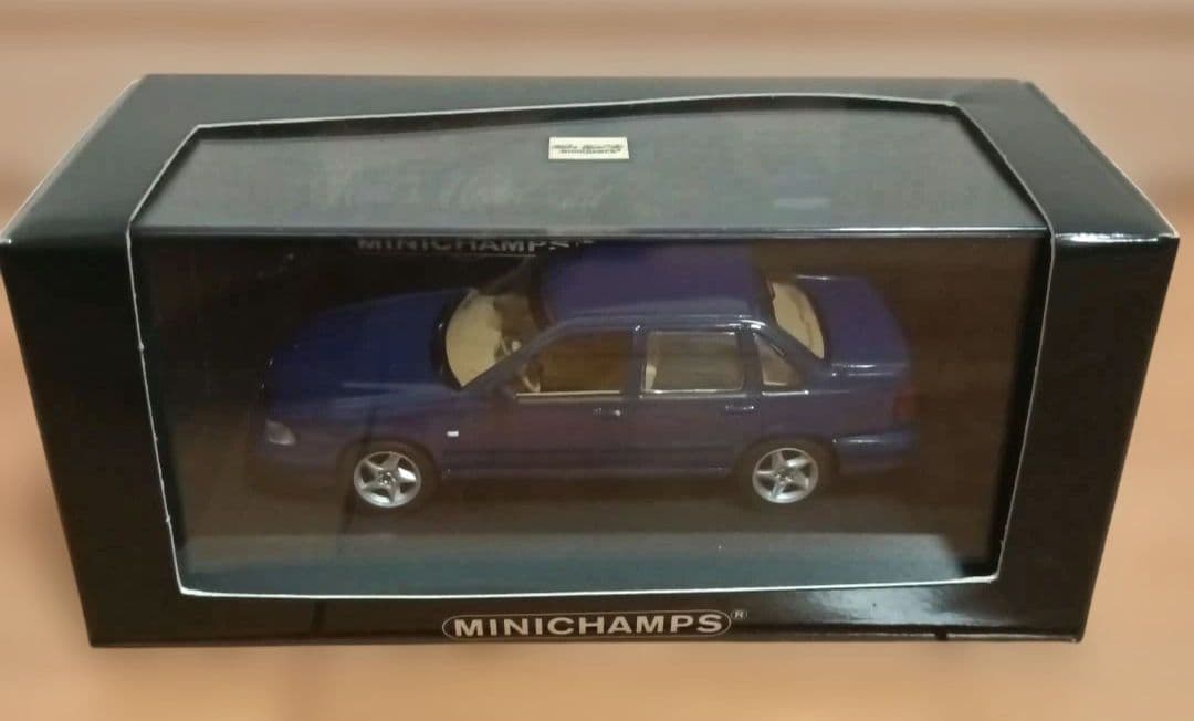 MINICHAMPS✪Volvo S70 Saloon 1/43スケール