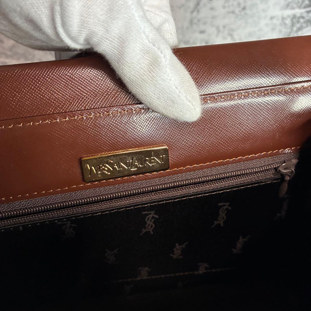 ✨YVES SAINT LAURENT✨　イヴサンローラン　ワンショルダーバッグ