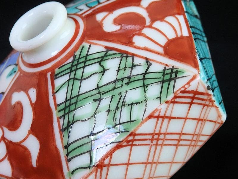 伊万里　瀬戸　色絵　幾何学紋の図　油壷　E421A-fbkn