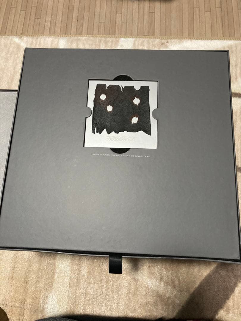 ホットトイズ dx13 ターミネーター2 T-800 バトルダメージ