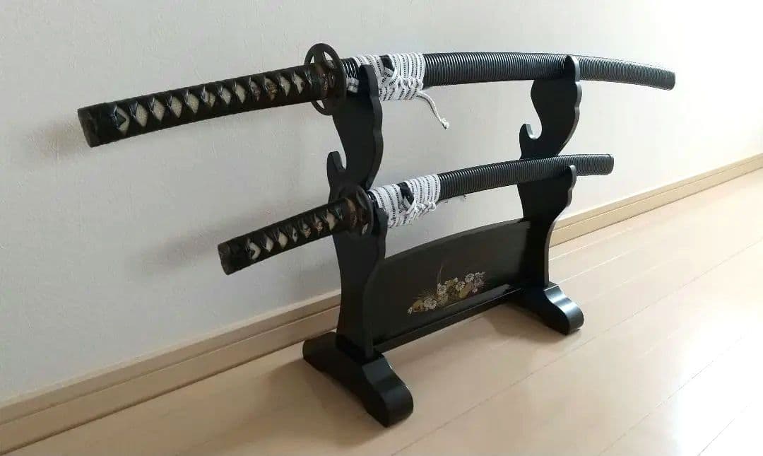 【珍品】模造刀 (皮巻き・千段鞘・樋入り刀身) 居合刀・模擬刀