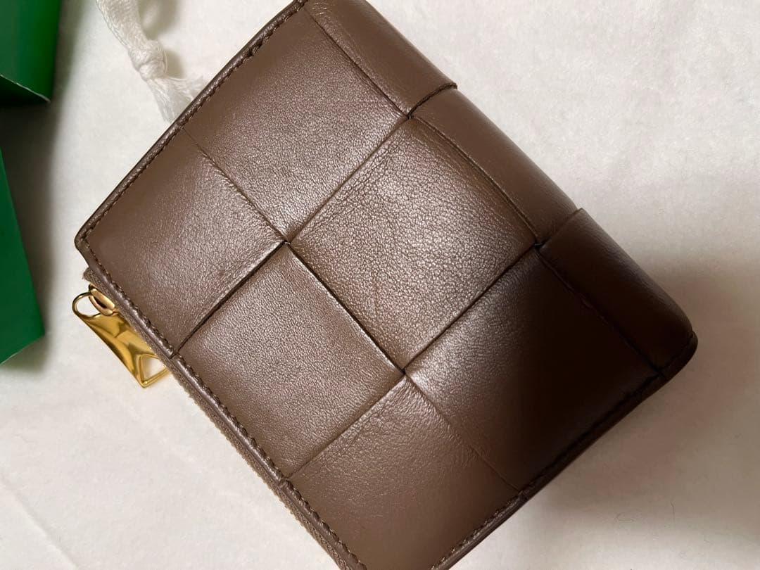 BOTTEGA VENETA ブラウン 二つ折り財布