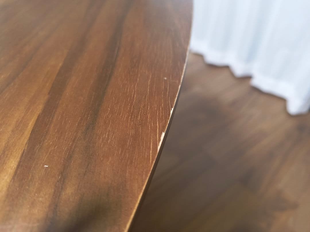 アルネ・ヤコブセン エッグテーブル リプロダクト