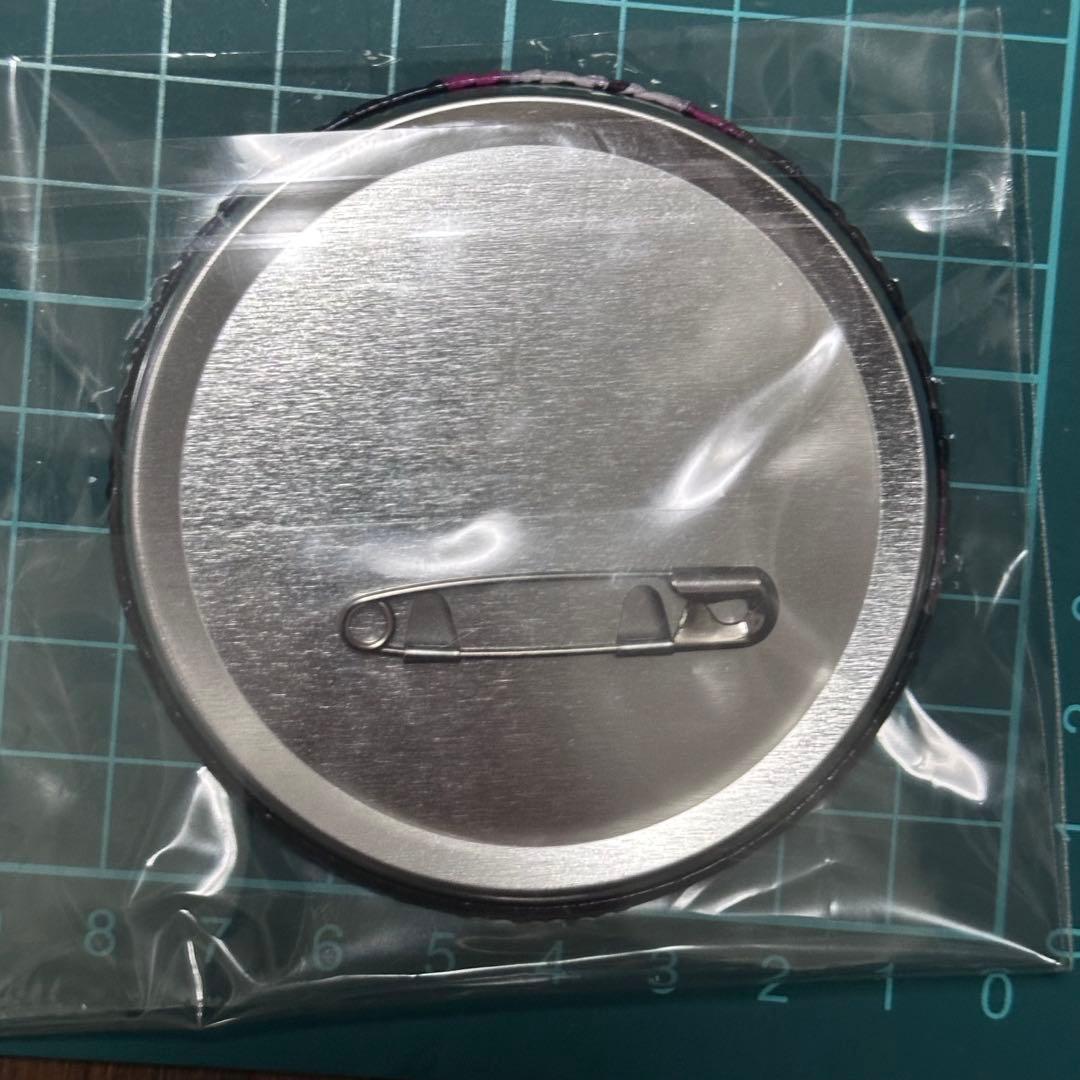 DIABOLIK LOVERS CLUB万魔殿 グリッター缶バッジ　無神コウ