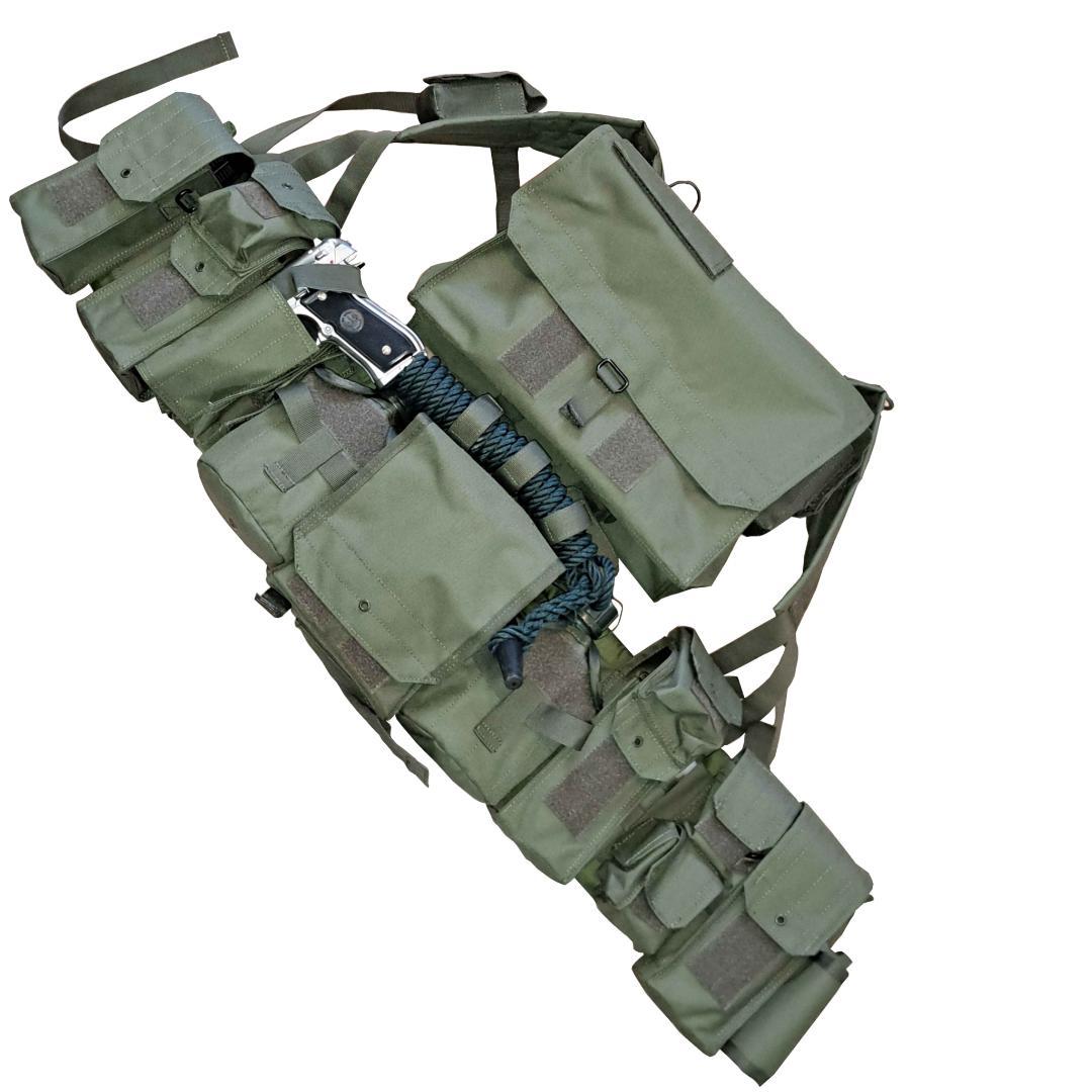 AKMax製 A10ハーネス Ephod Combat Vest チェストリグ