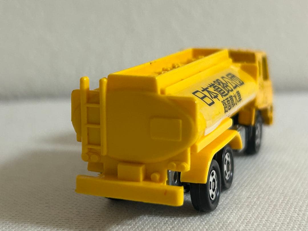 トミカ 日本製 黒箱 53-2 SG ニッサン ディーゼル ミキサー車