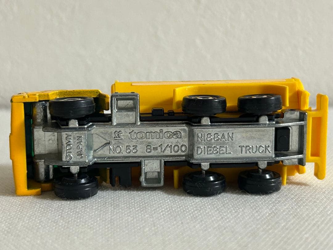 トミカ 日本製 黒箱 53-2 SG ニッサン ディーゼル ミキサー車