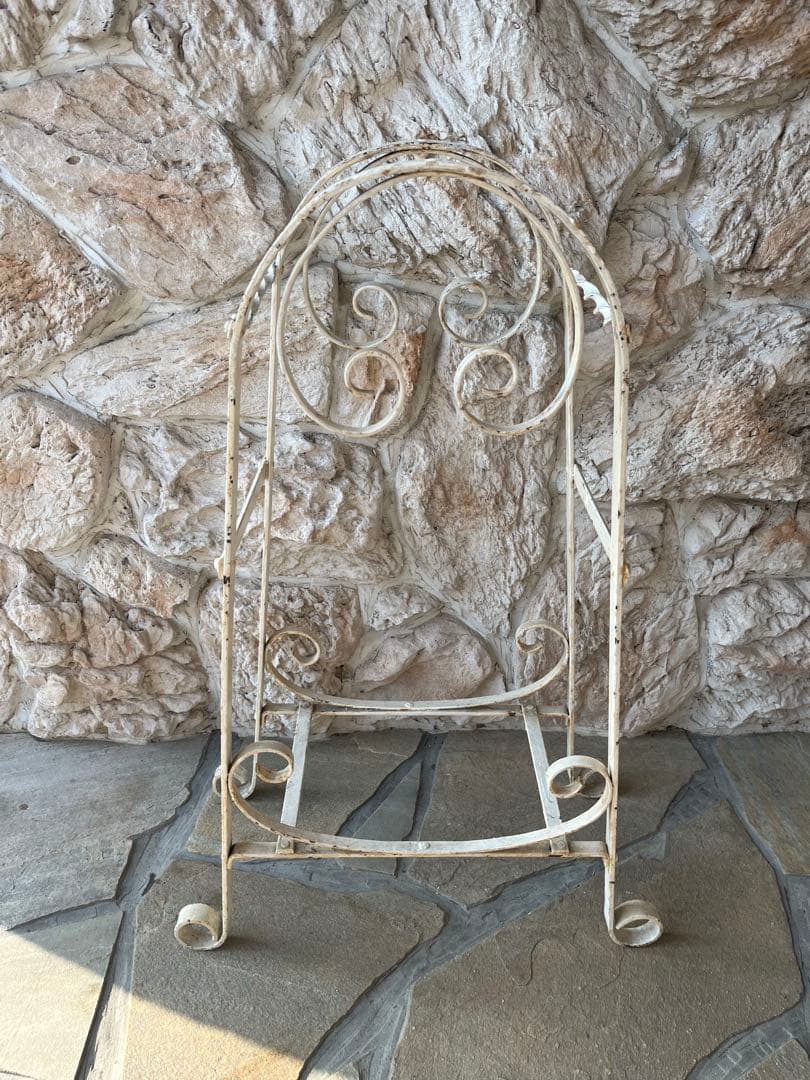 ☆値下げ☆フランスアンティーク　アイアン製ホワイトペイントの傘立て