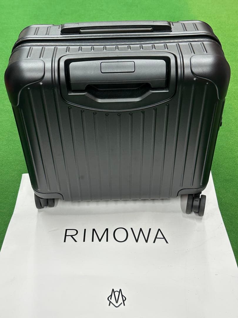 【RIMOWA】コンパクトスーツケース
