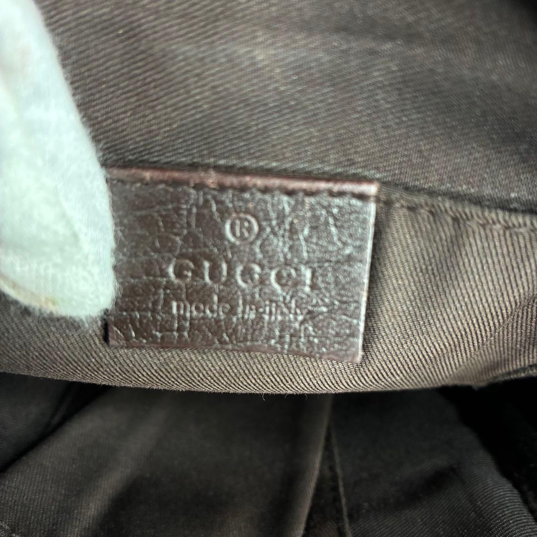 極美品　130 GUCCI グッチ　ショルダーバッグ　レザー　GG柄　rb8