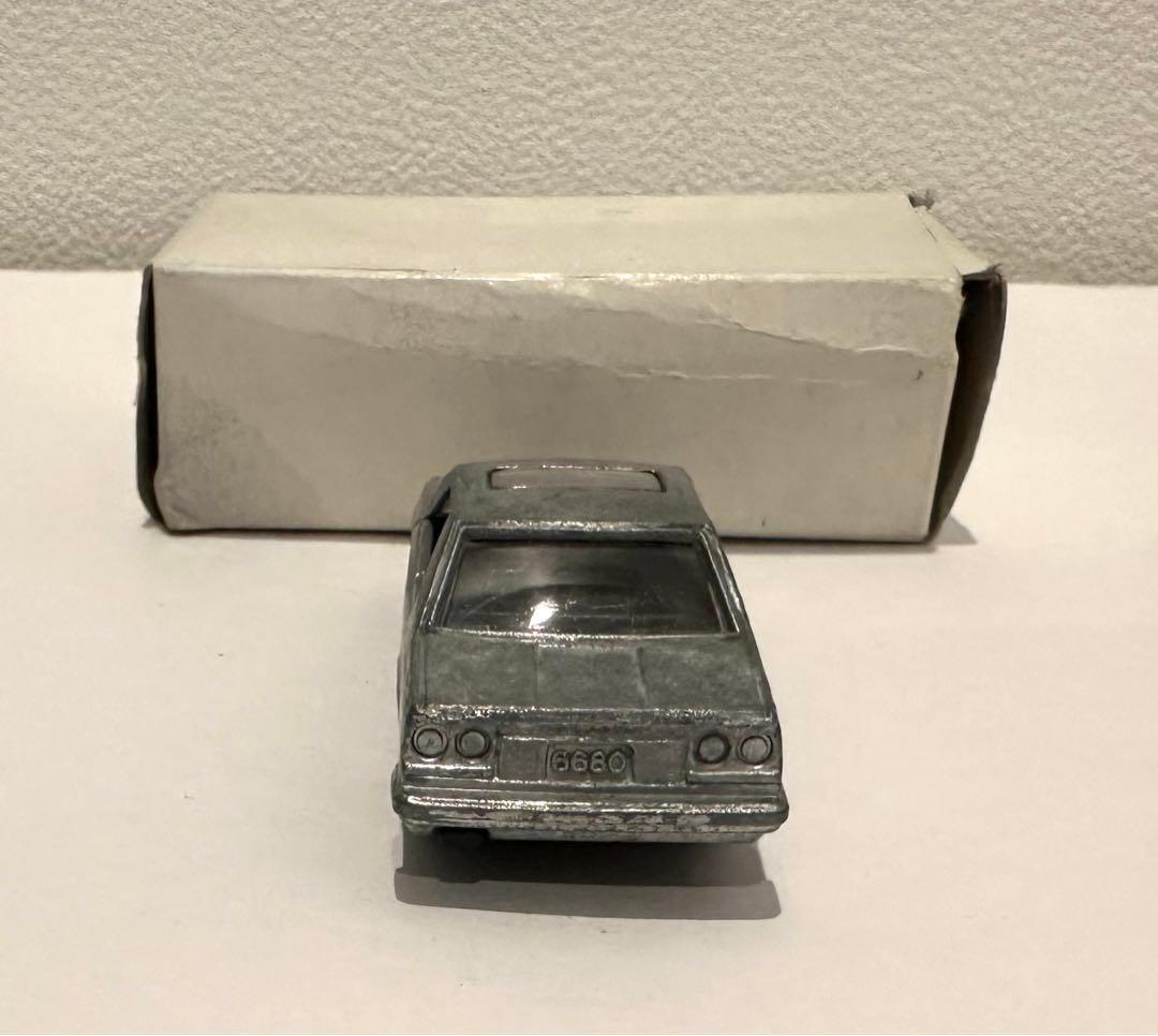 トミカ 日本製 無塗装 ニッサン スカイライン