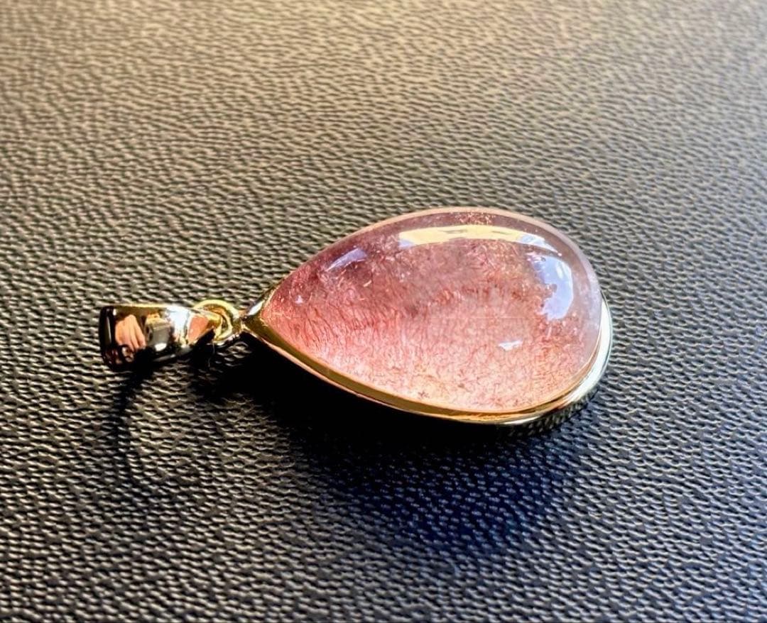 夢幻品質　女神が創造した究極の守護石　幻のカザフスタン産ストロベリークォーツPT