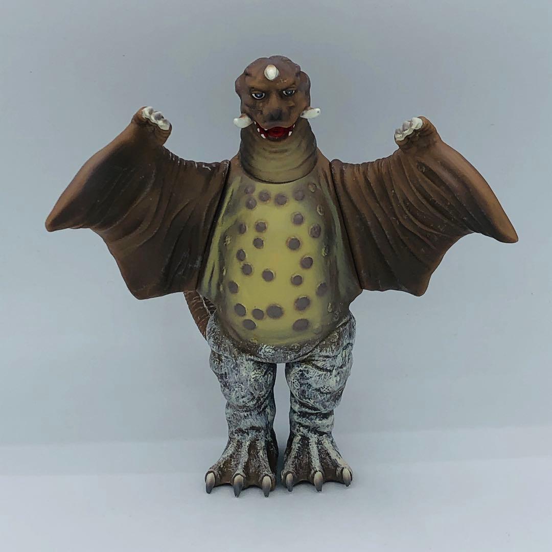 バンダイ ウルトラ怪獣 総天然色 ウルトラQ ガラモン ペギラ ゴメス ソフビ