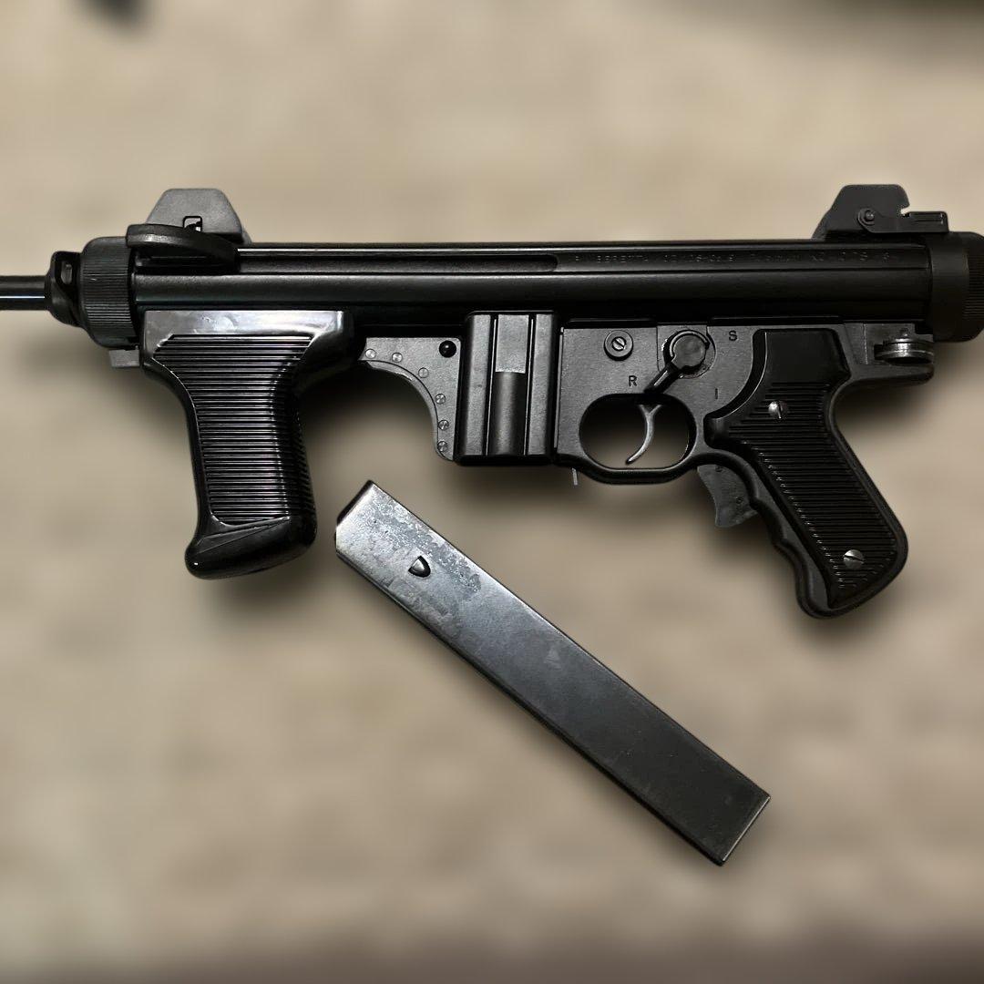 k*4様 Beretta M12S モデルガン 黒