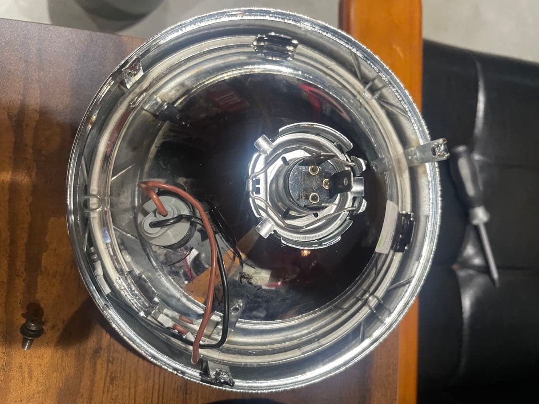 ペ*ン様 シビエ　ヘッドライト　Z411-03001 リムロゴ　ケース裏ロゴ　希