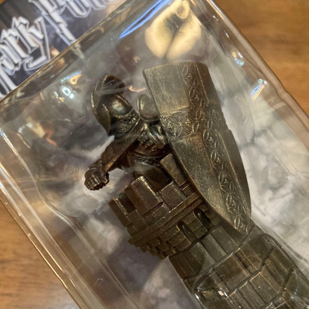 魔法の黒ルーク　ハリーポッター　魔法のチェス　樹脂　新品未使用