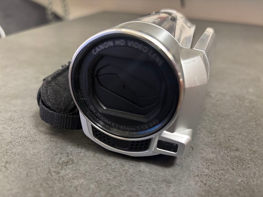 緊急値下げ‼️Canon iVIS HFM51 ビデオカメラ 本体