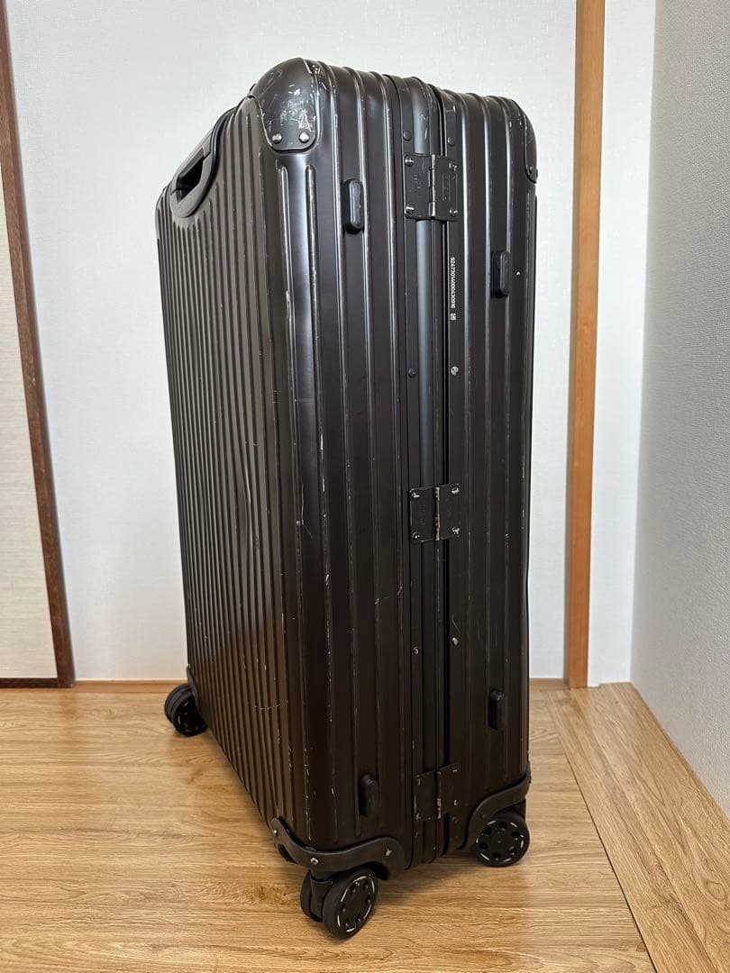 リモワ　RIMOWA ブラック　6回使用