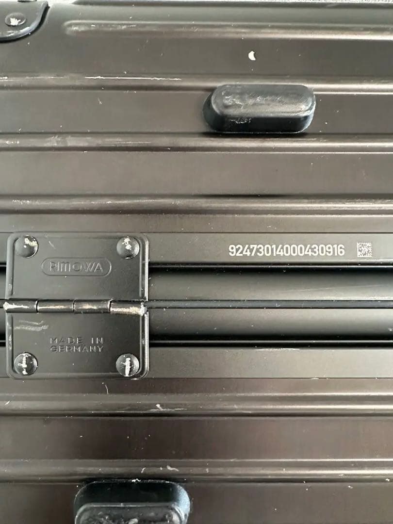 リモワ　RIMOWA ブラック　6回使用