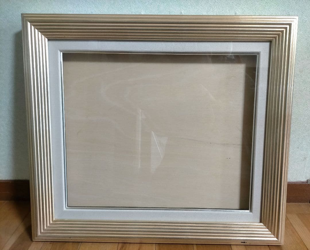 額縁　仕上げ銀　佛頭　F8号　アンテーク　展示会