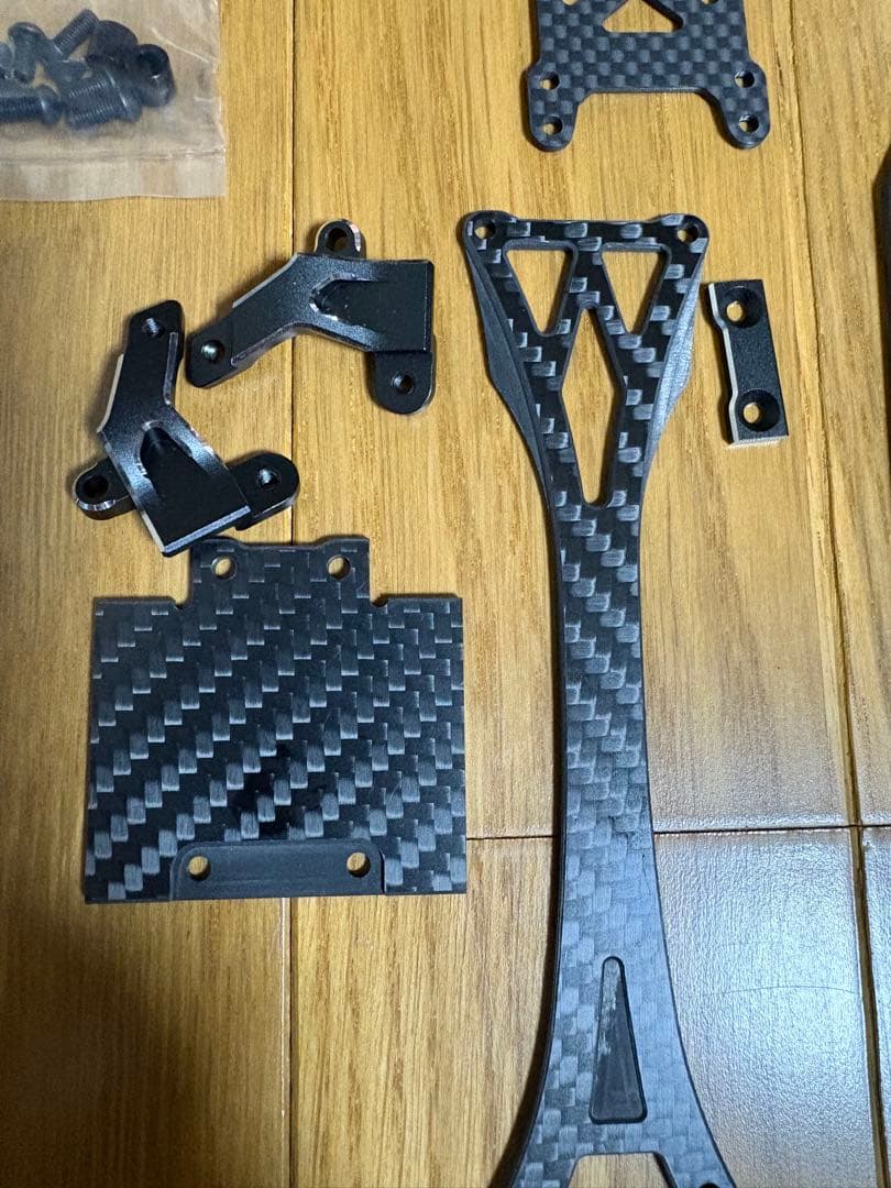 ひこなか418D1-CGS01、RDX用カーボン製メインシャーシ他