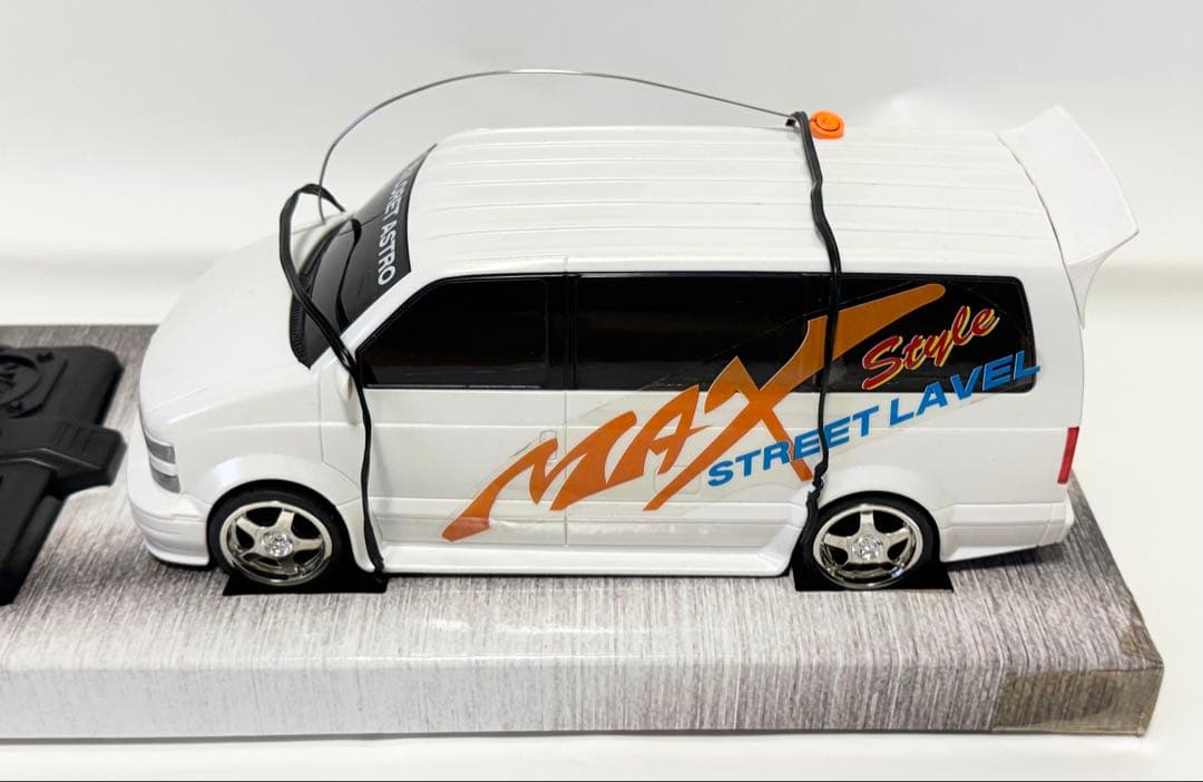 トイコー　ラジコン　シボレーアストロバン