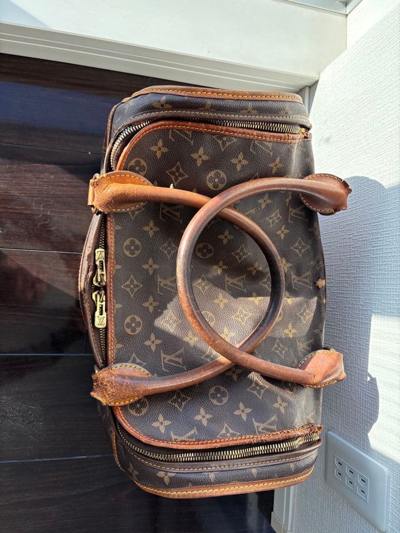 Louis Vuitton モノグラム キャリーバッグ