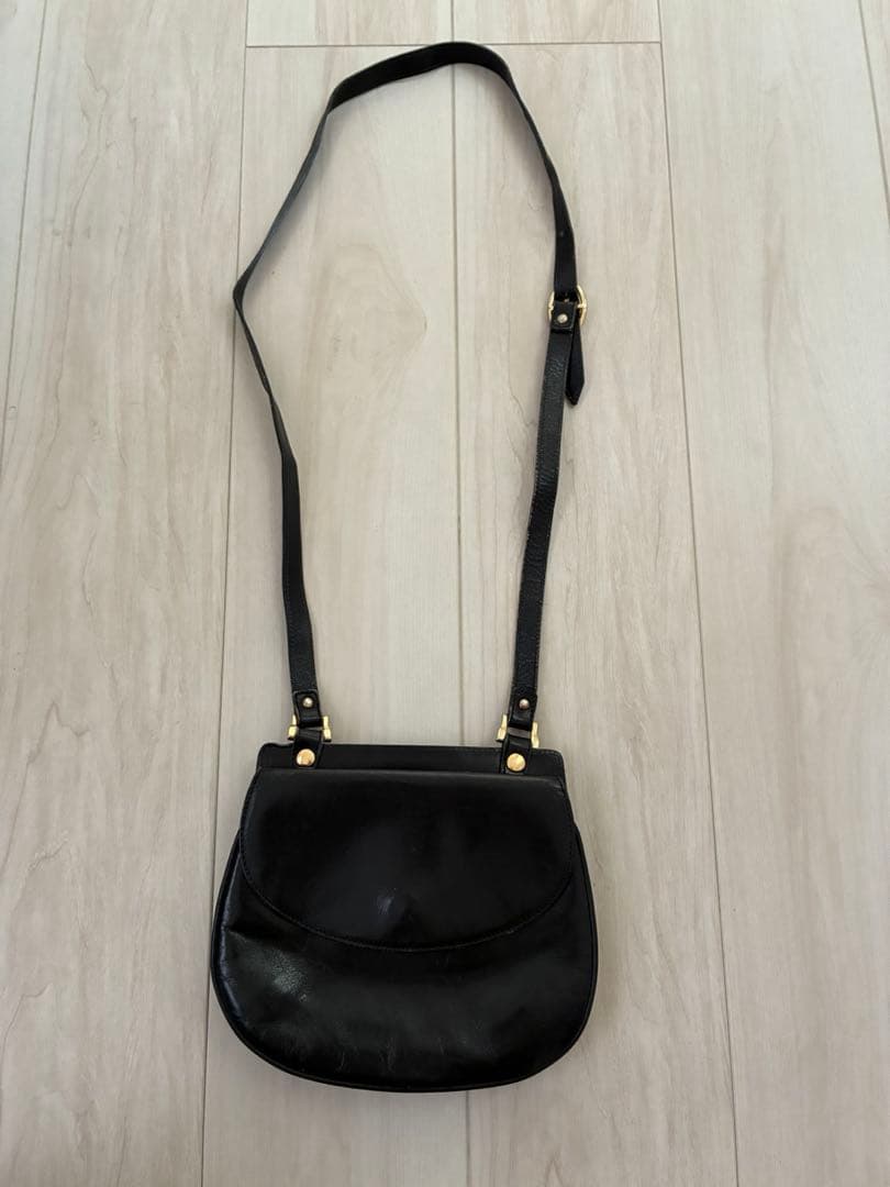 バーバリー　ヴィンテージショルダー　ブラック