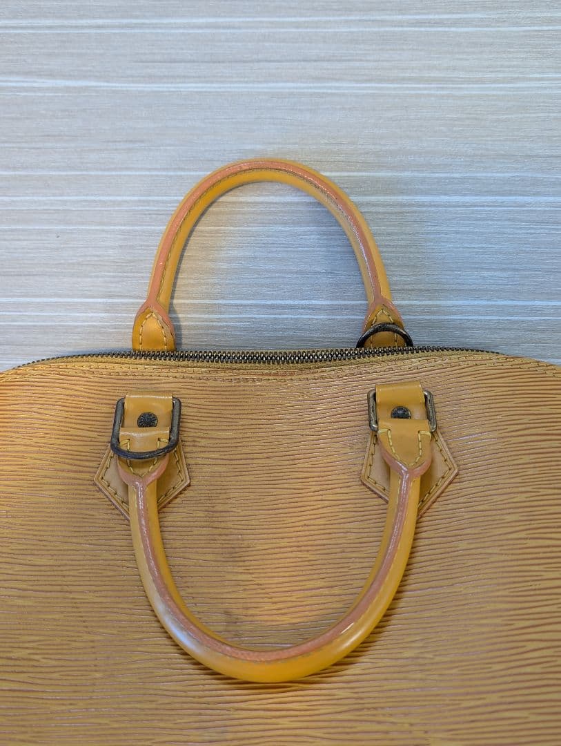 ☆値下げ☆LOUIS VUITTON ルイヴィトン エピ アルマ