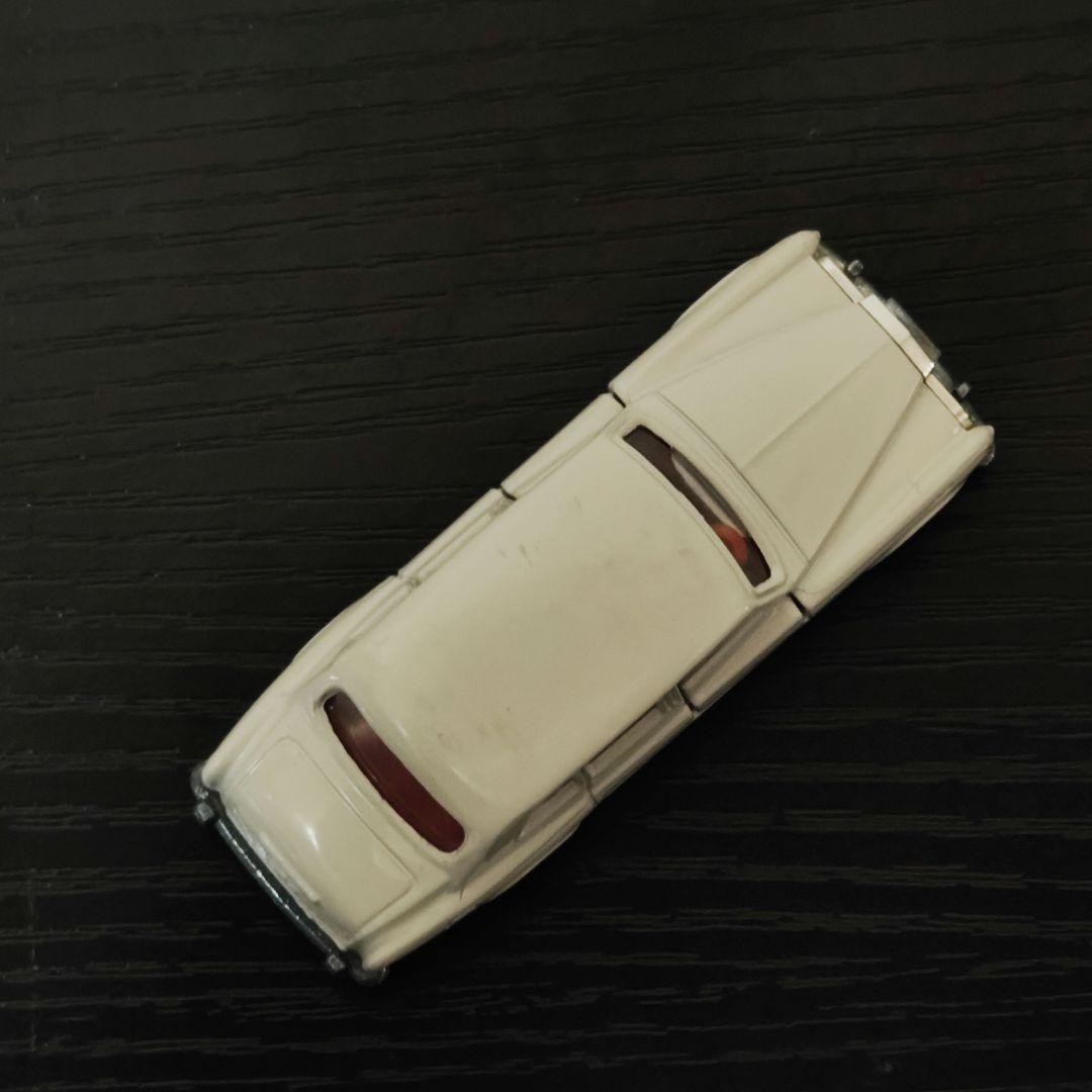 TOMICA　トミカ　ロールスロイス　パールホワイト　ホビーショー特注　箱付き