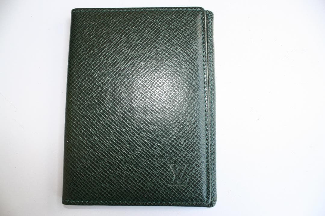 ルイヴィトン 　エピ　【名刺・オーガナイザー入れ】