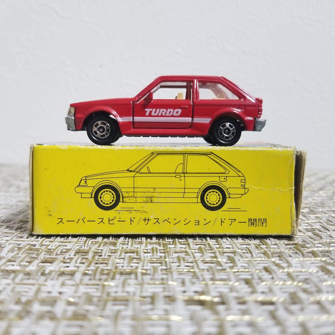 【激レア】 トミカ　黒箱　No.4 マツダ ファミリア 1500XG　日本製