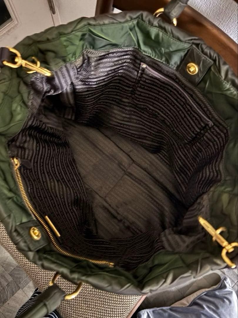 プラダナイロン製トートバッグ