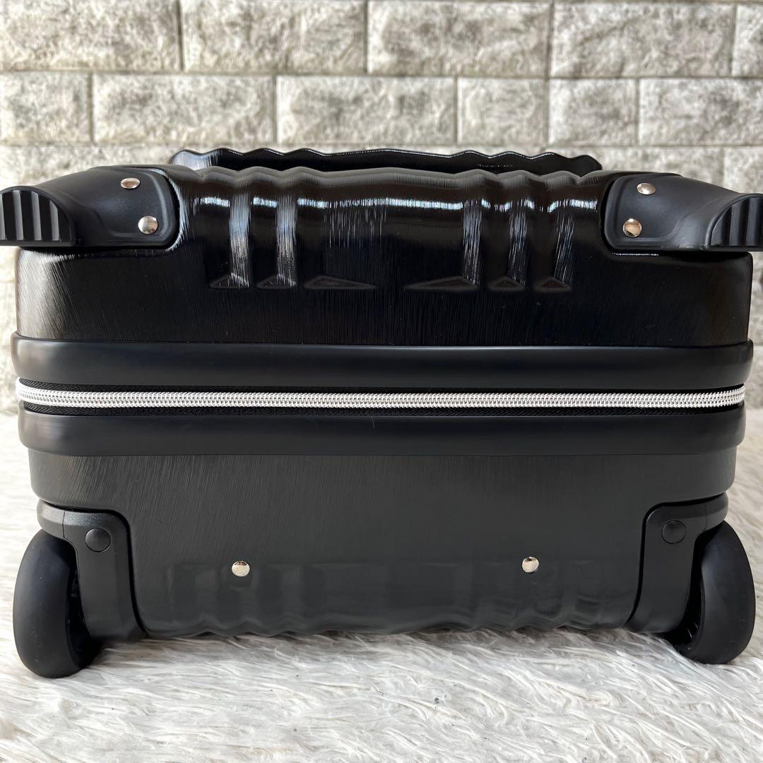 【新品未使用】希少　ANA オリジナル　キャスターバッグ　２輪縦型