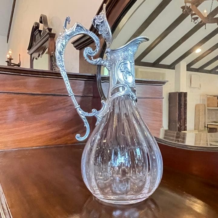フランス 彫刻デキャンタ 厚みあるクリスタルに芸術的シルバー装飾 重1,214g