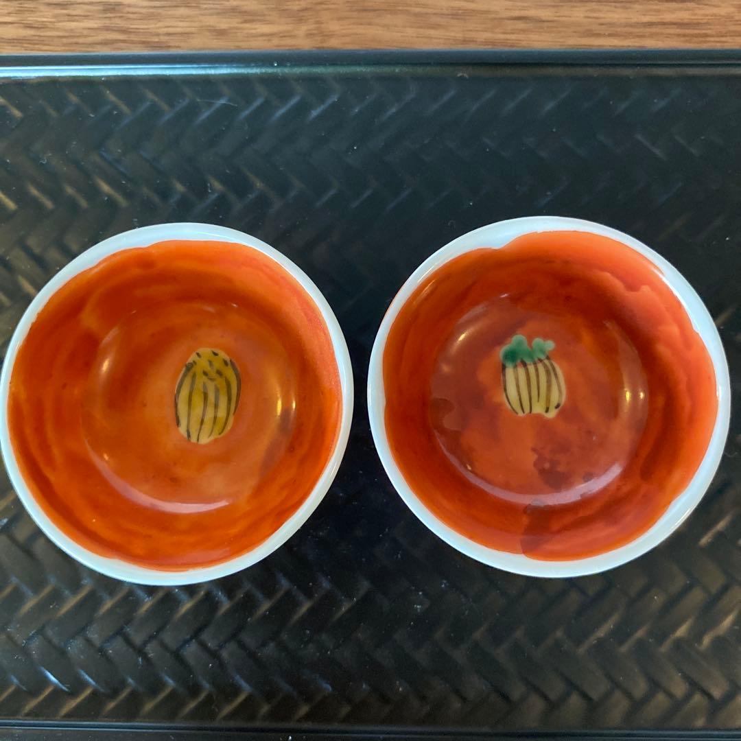 九谷焼　須田菁華　色絵花玉文徳利　椿酒盃2個