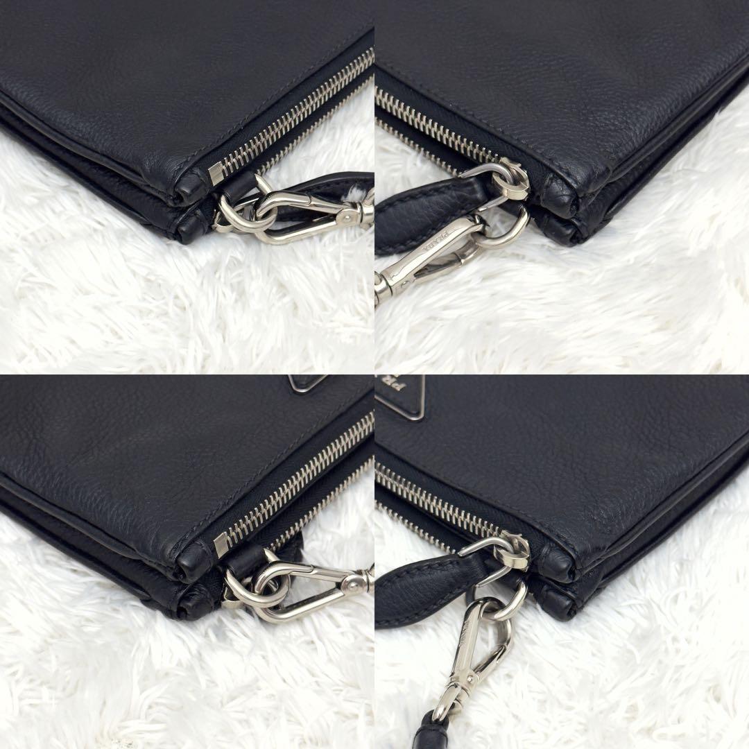 PRADA プラダ ショルダーバッグ レザー ブラック シボ革 シルバー金具