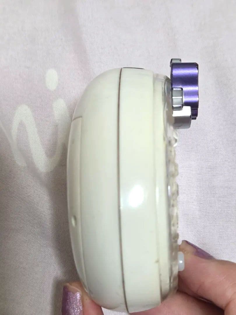 たまごっちピースホワイト　メロディーランドデコピアスつき　動作確認済