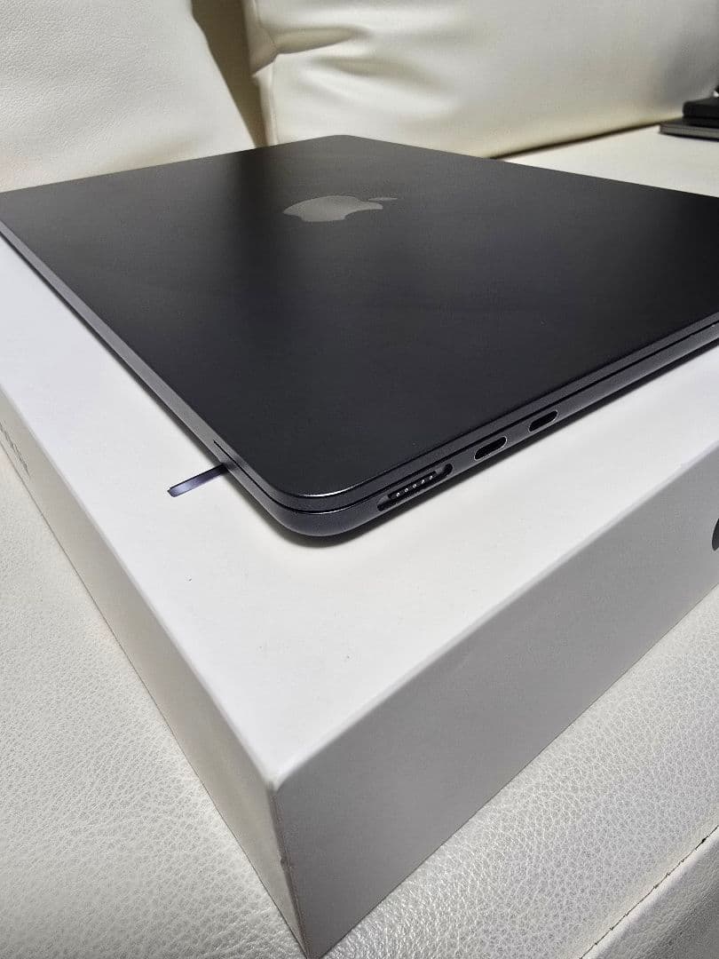 MacBook Air M2 16/512 Appleケアー残あり！