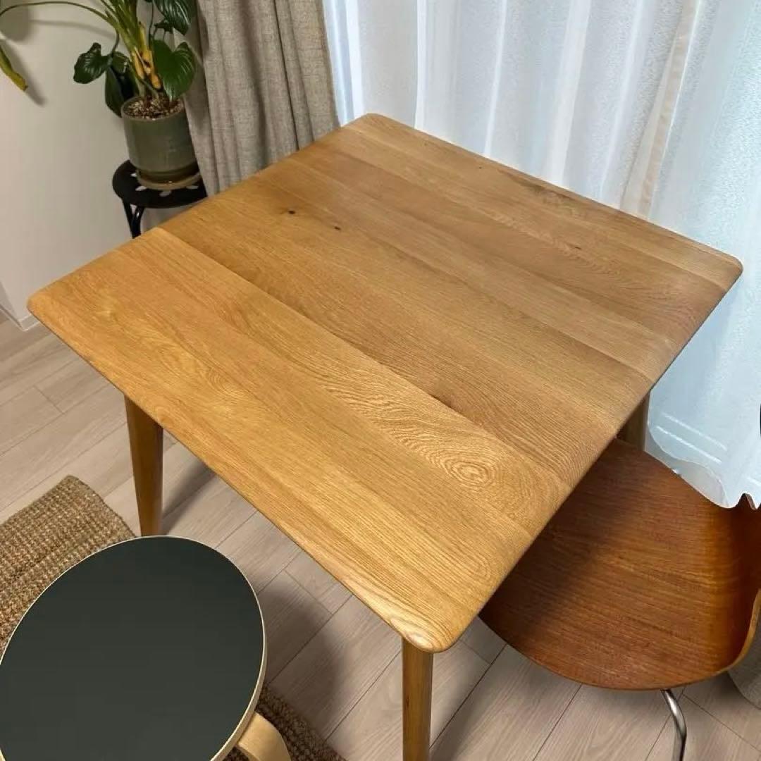 北欧風ダイニングテーブル　オーク材