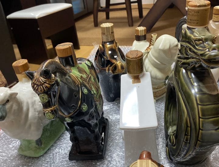 十二支揃い干支ボトルセット サントリーウイスキー