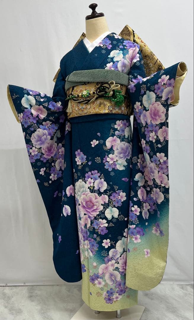 振り袖　フルセット　成人式　長襦袢付　金彩　刺繍　銀通し　ゆったりサイズ　652