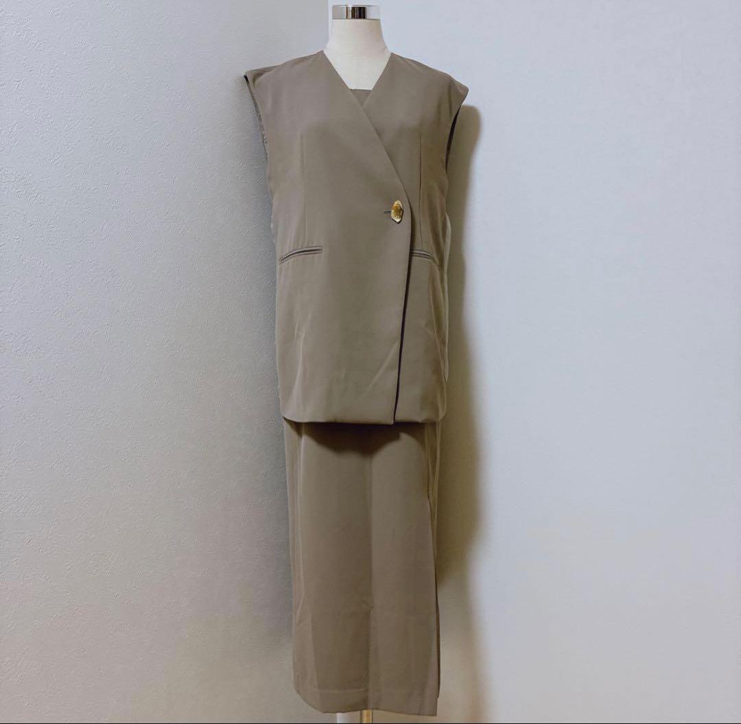 ANDRESDアンドレスド　ニアナ　カーキ　バックシアージレセットアップドレス